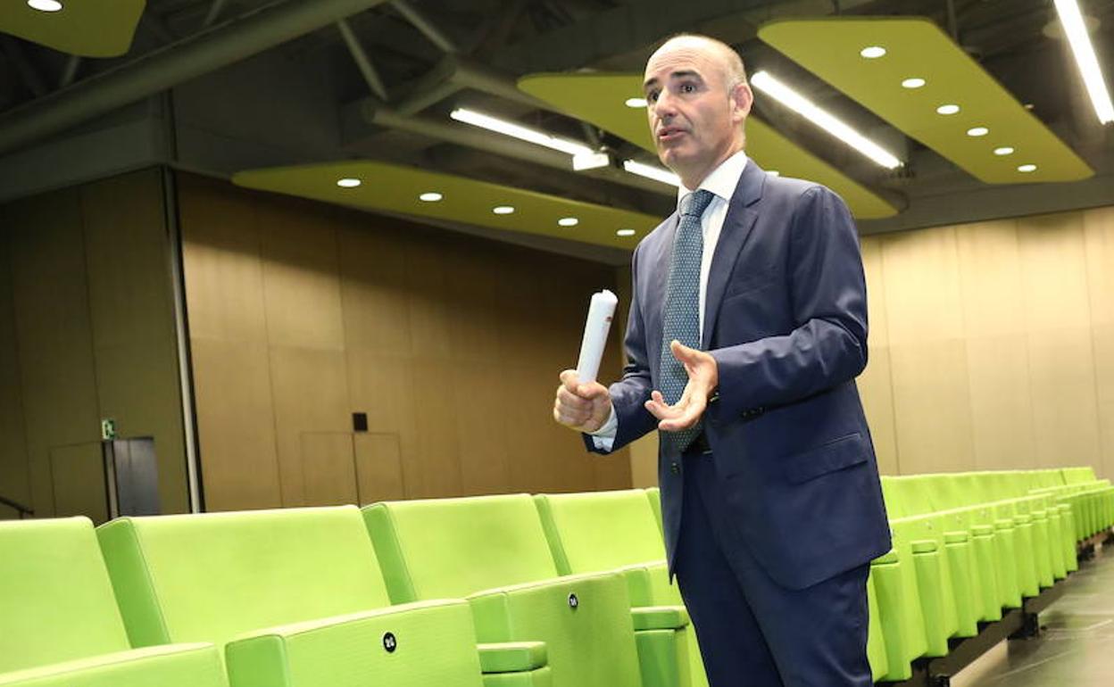 Andoni Aldekoa, en una entrevista en el Palacio Euskalduna de Bilbao. 