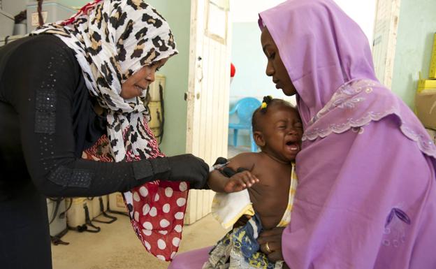  Vacunación infantil en Sudán a cargo de Unicef.