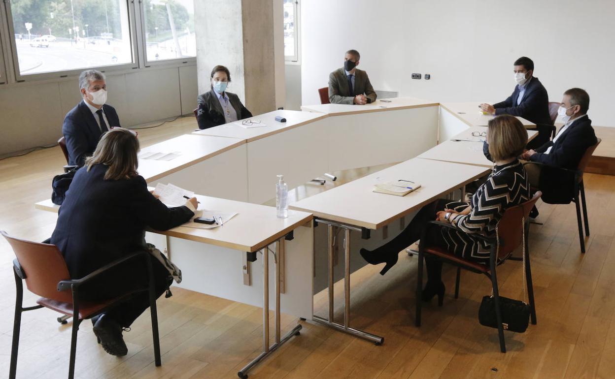 El riesgo por el tamaño del proveedor local