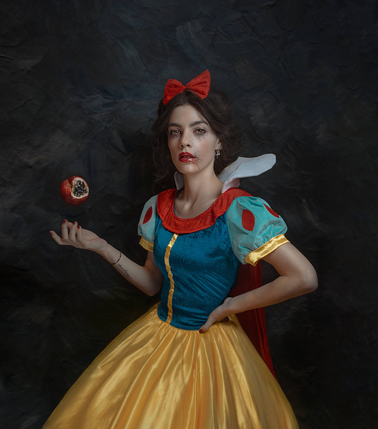 Fotos: Dos looks terroríficos de una estilista vizcaína para Halloween ¡Paso a paso!