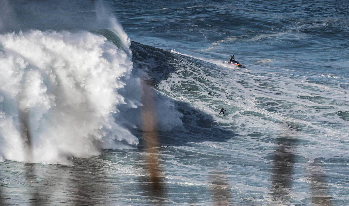 Fotos: Las inmensas olas de Nazaré