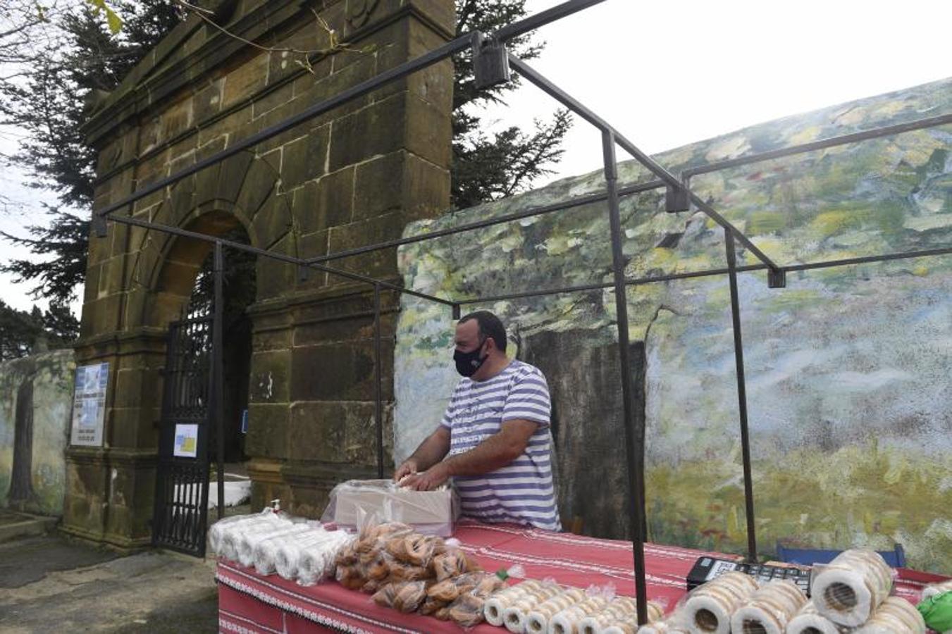 Cementerio de La Arboleda en el Día de Todos los Santos