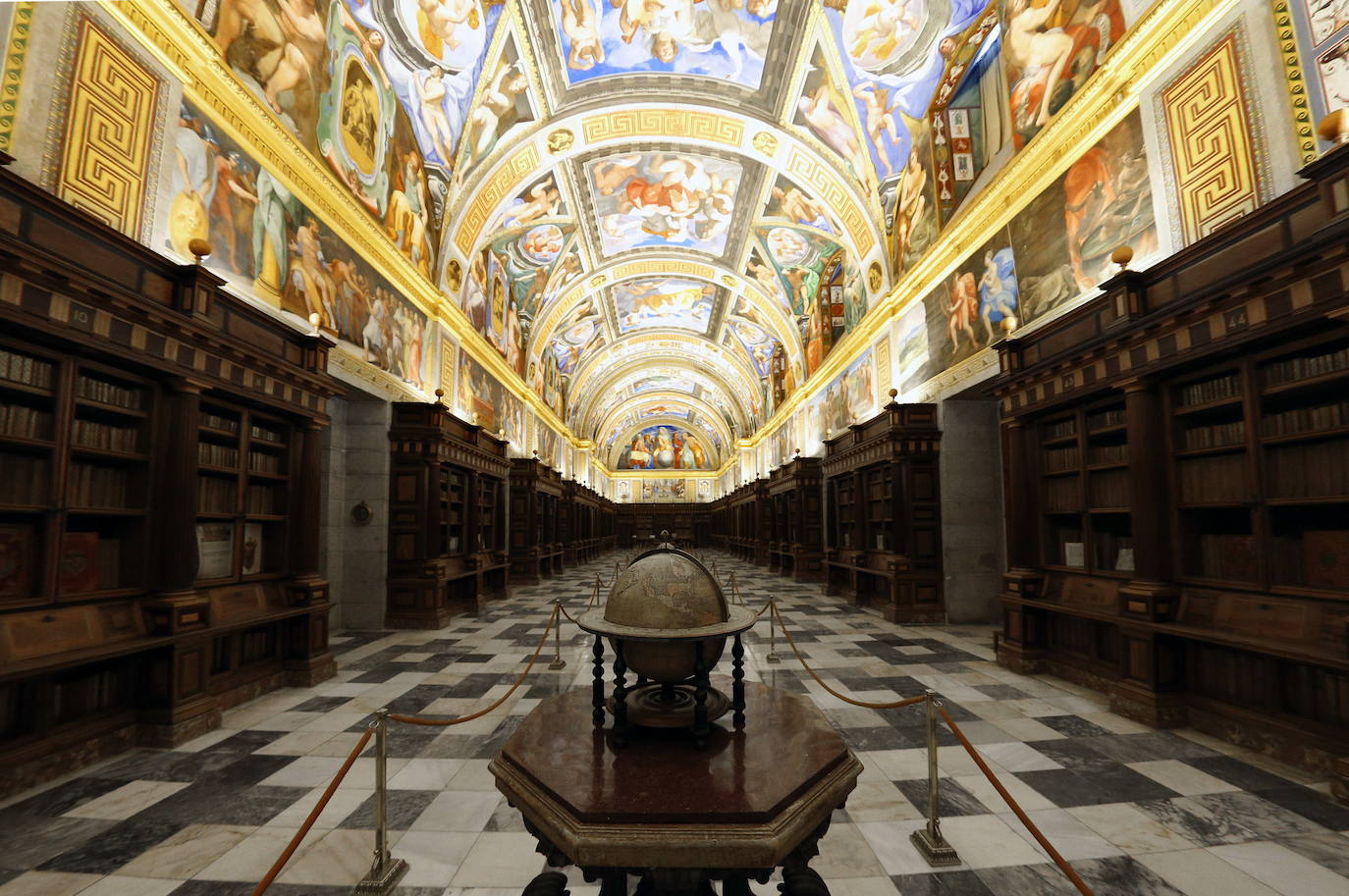 Biblioteca del Monasterio de San Lorenzo de El Escorial (Madrid, España)