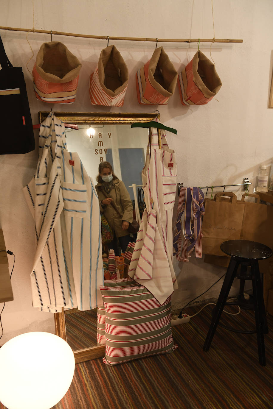 Fotos: Siete mujeres abren una tienda efímera en pleno Gran Vía de Bilbao