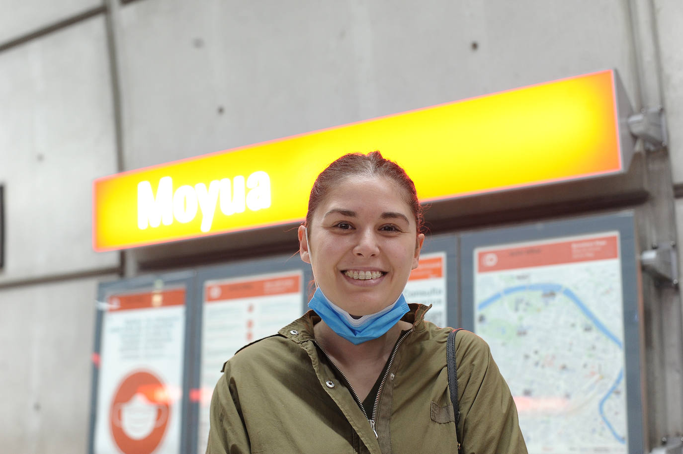 "Si tengo juicio en Getxo o en Barakaldo, es una gozada ir en metro porque en ambos casos te deja al lado de los juzgados. Para las personas con movilidad reducida está muy preparado. ¿Algo negativo? El servicio nocturno, sería interesante ampliarlo a ese horario". 