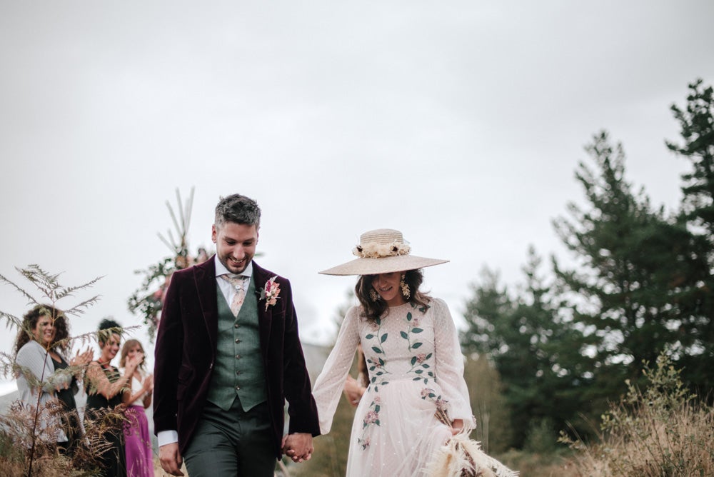 Fotos: La boda alternativa de Ismael (de «El conquistador del fin del mundo») e Iraia en el Valle de Arratia