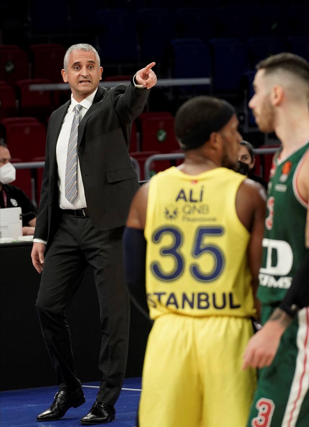 Fotos: El Baskonia-Fenerbahce, en imágenes