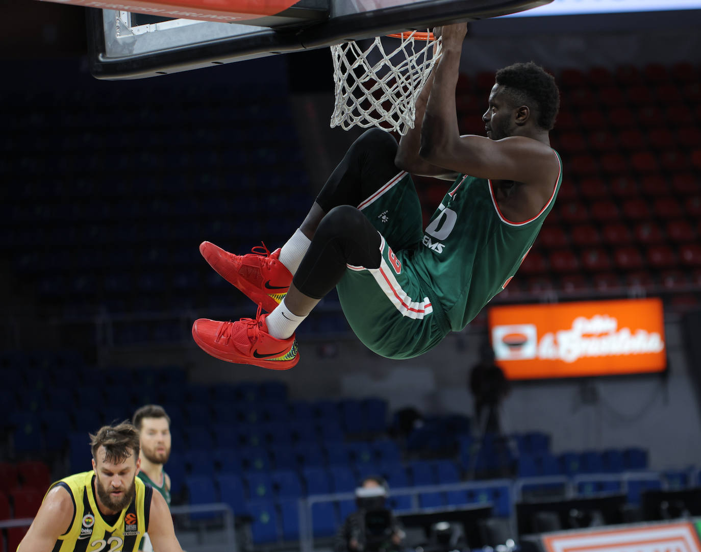 Fotos: El Baskonia-Fenerbahce, en imágenes