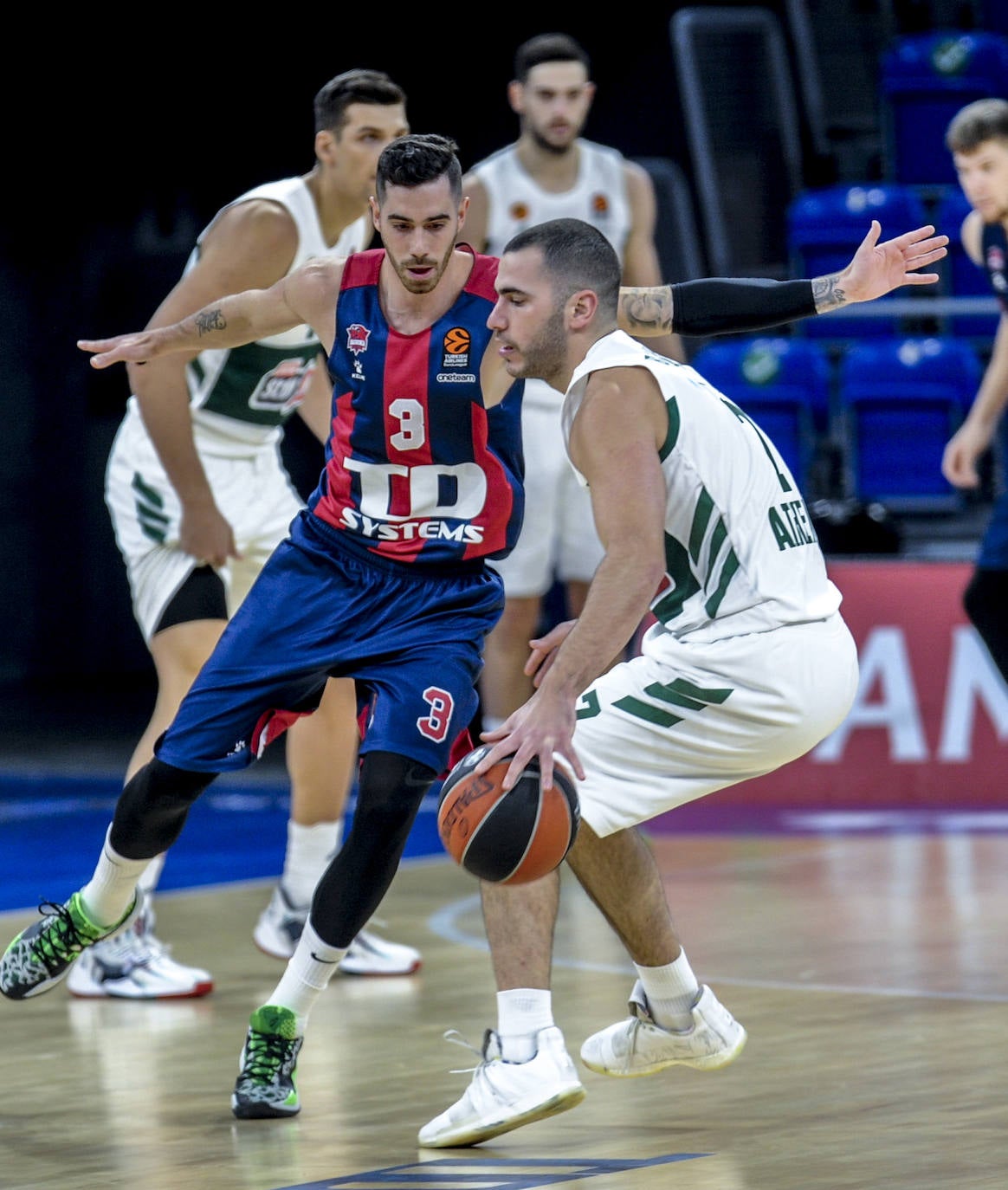 Fotos: El Baskonia-Panathinaikos, en imágenes