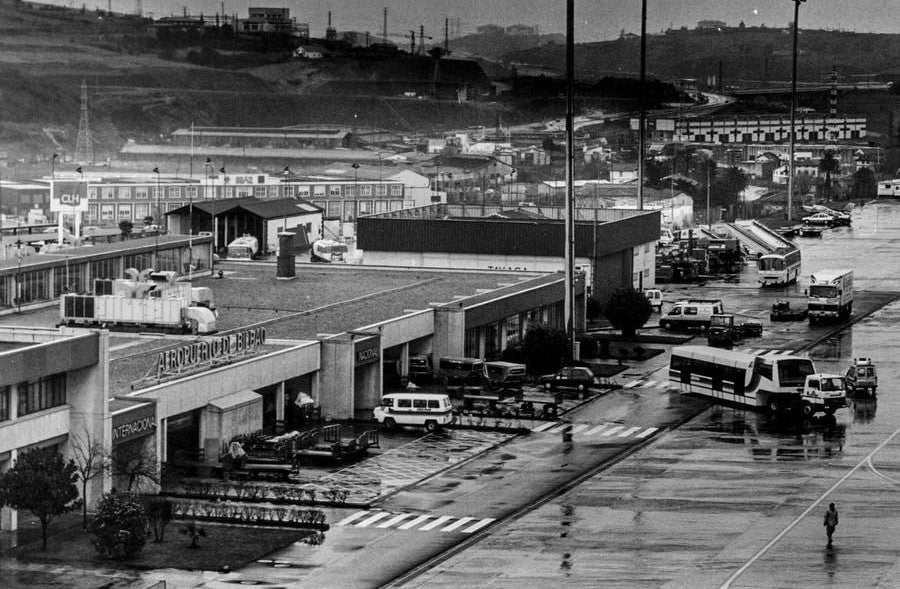 Fotos: El aeropuerto de Sondika en imágenes