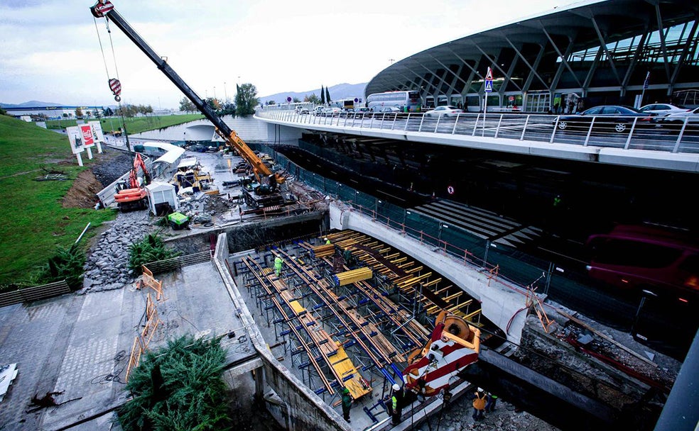 Fotos: Las mejores imágenes de La Paloma del aeropuerto de Bilbao