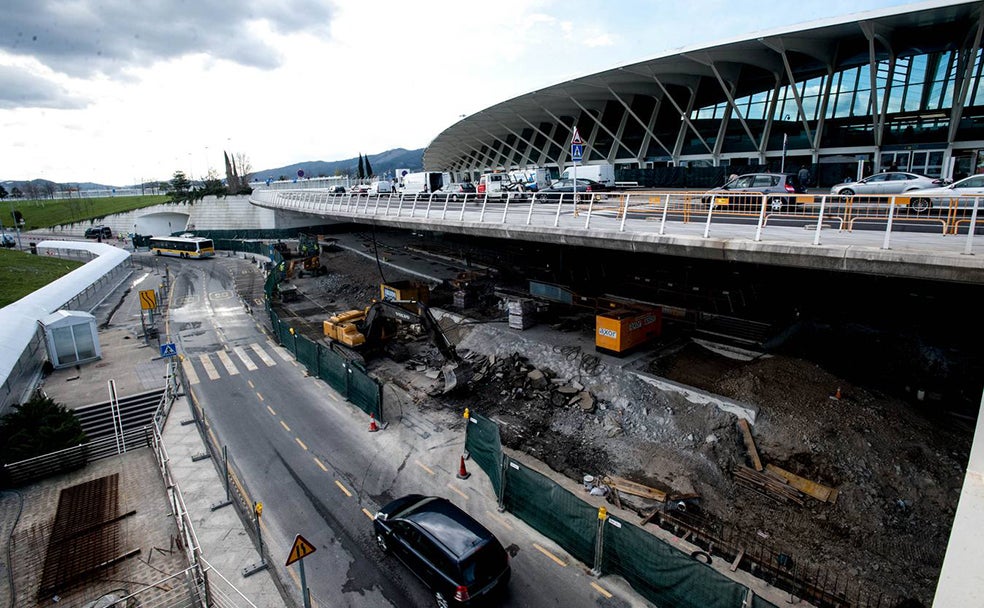 Fotos: Las mejores imágenes de La Paloma del aeropuerto de Bilbao