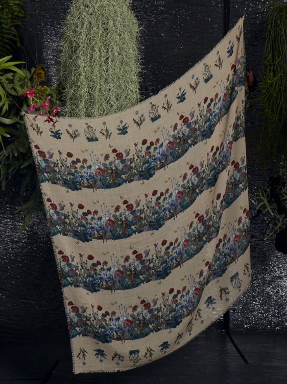 Fotos: El pack de la «Generación del 68» bilbaína: mascarillas con arte y pañuelos a juego