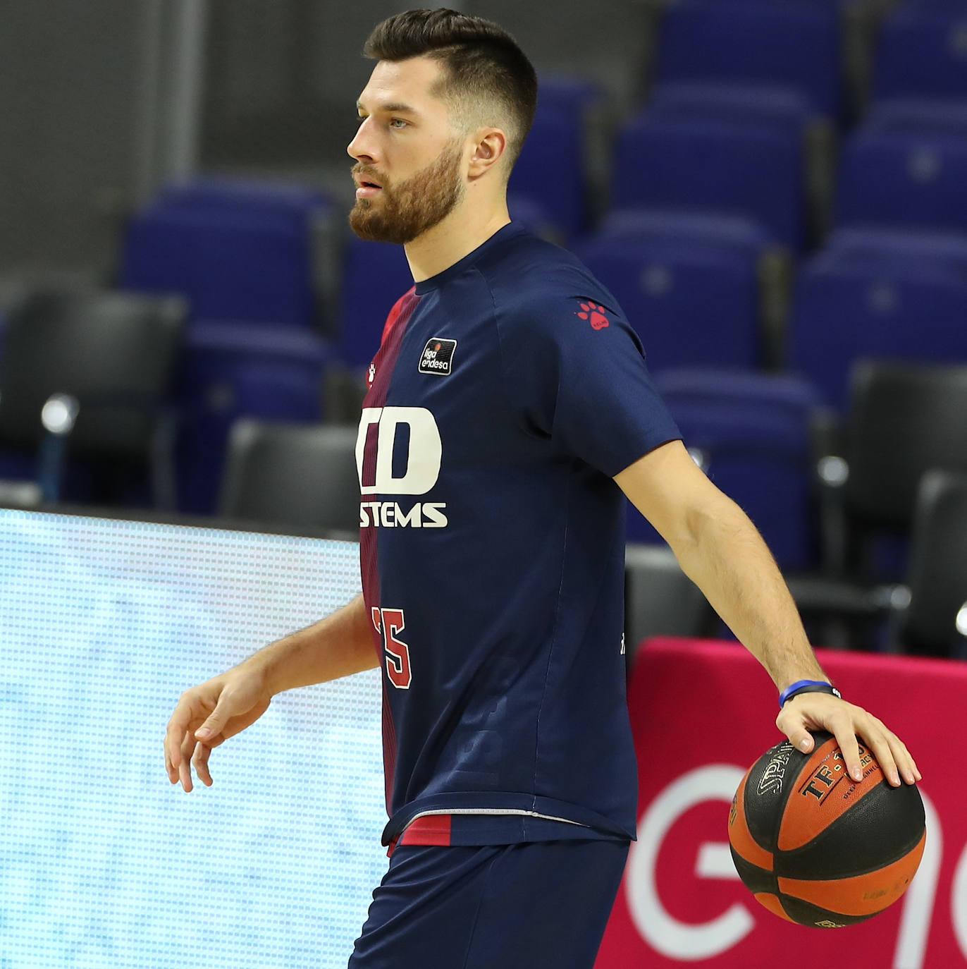 Fotos: Las imágenes del Real Madrid-Baskonia