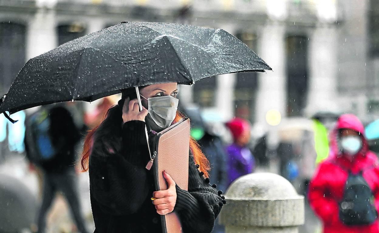 La lluvia volverá hoy a Bizkaia, pero será el viernes cuando arrecie con más fuerza e incluso pueden producirse tormentas. 