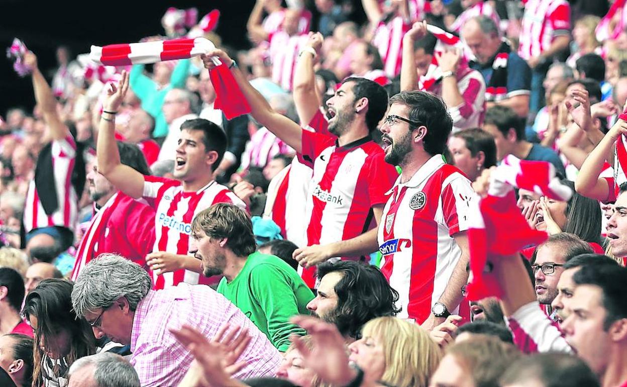 Los aficionados del Athletic no han vuelto a San Mamés desde el 1 de marzo cuando los rojiblancos se impusieron por 1-0 al Villarreal. 