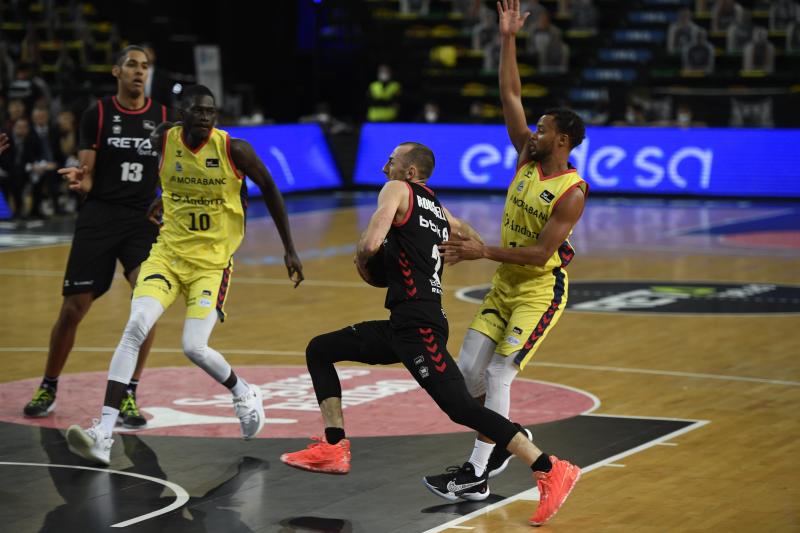 Fotos: Imágenes del partido entre RETAbet Bilbao Basket - Morabanc Andorra