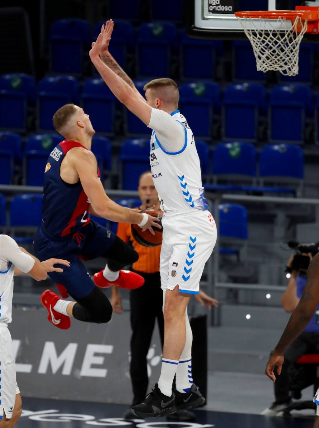 Fotos: TD Systems Baskonia - Gipuzkoa Basket, en imágenes