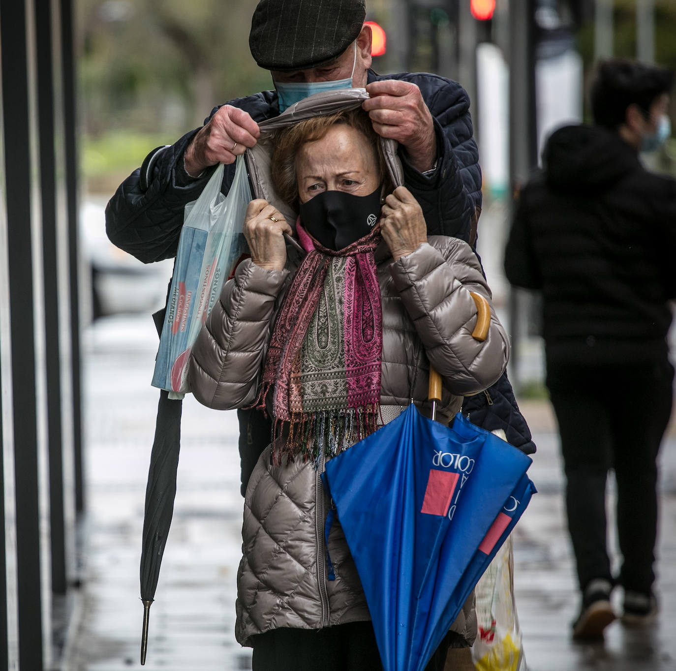 La borrasca 'Dora' está dejando las primeras estampas invernales.