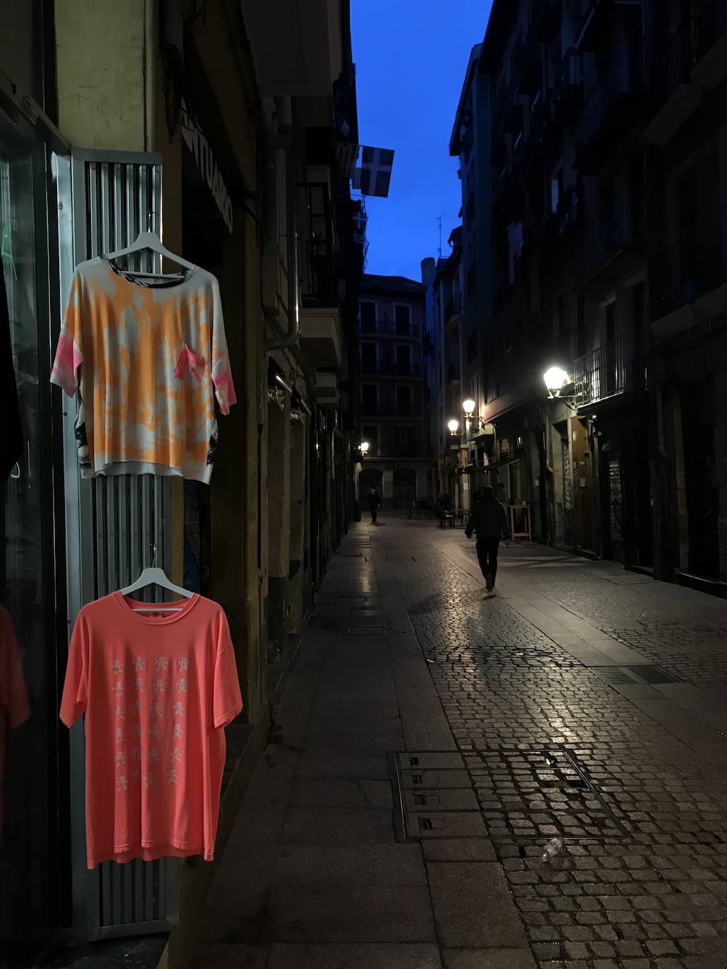 Fotos: Prendas únicas y perfumes a la carta en la tienda de autor más pequeña de Bilbao
