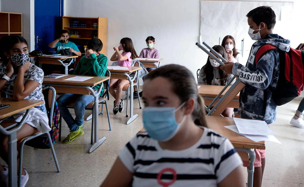 Escolarizar a los niños en la etapa de 0 a 3 años mejora su rendimiento futuro en Matemáticas y Ciencias