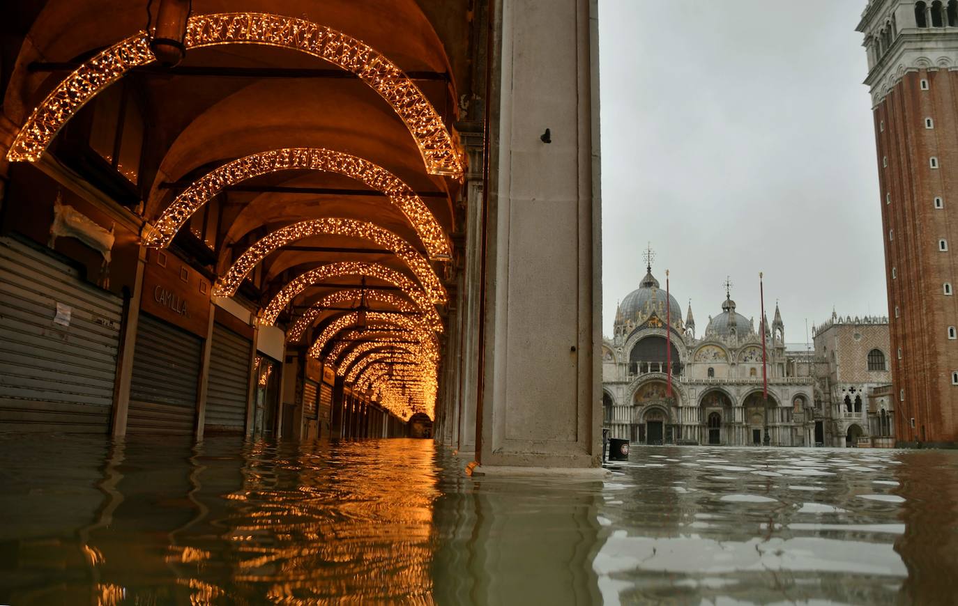 Fotos: Los diques fallan y el &#039;acqua alta&#039; inunda Venecia