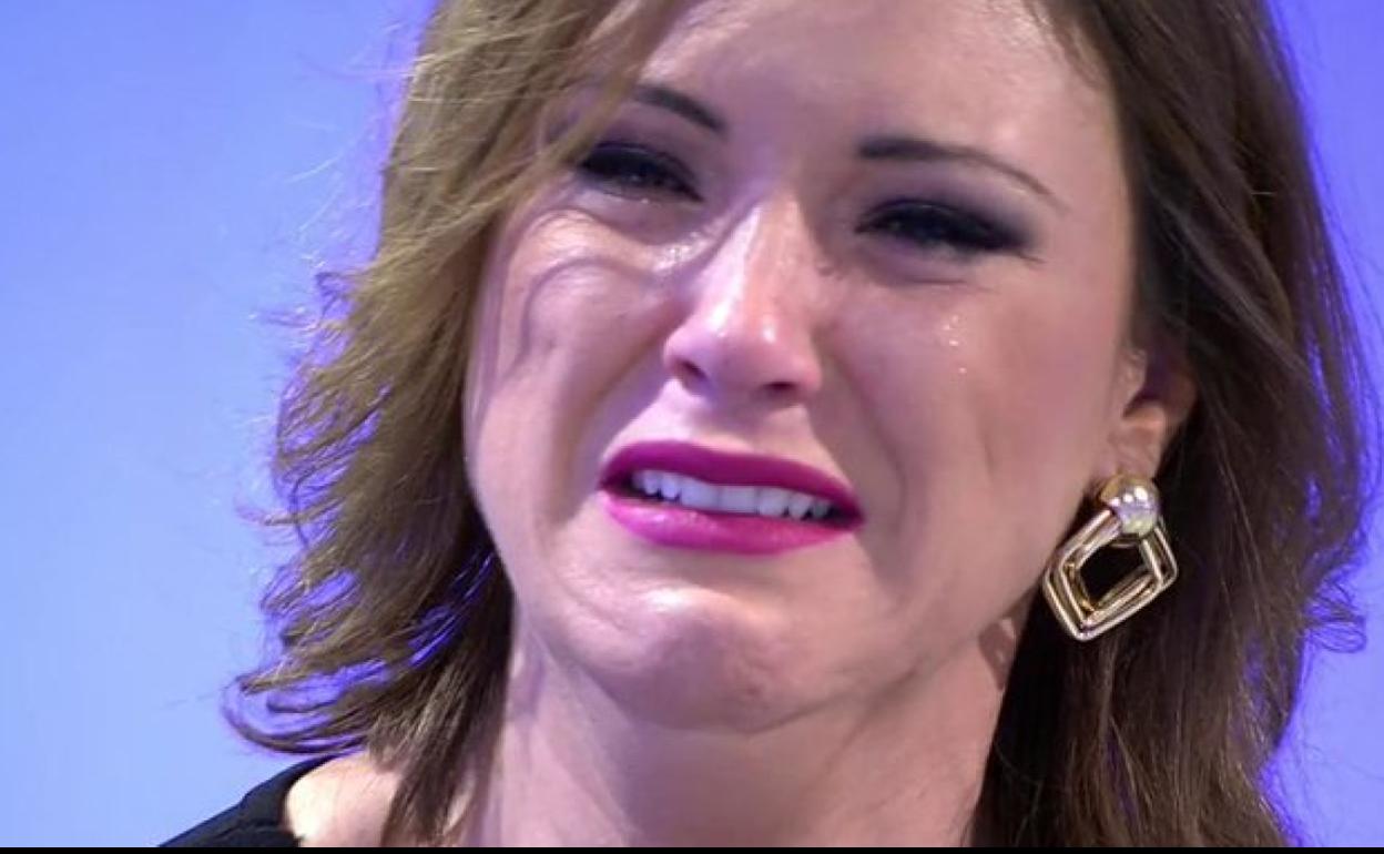 María Jesús Ruiz no pudo reprimir las lágrimas durante su entrevista. 