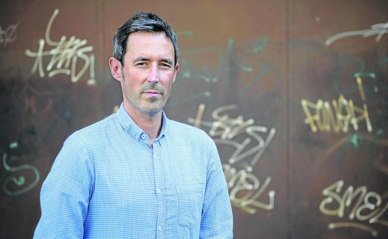 Reparaz analiza en 'Las grietas de América' el racismo y la «revolución inconclusa» contra esta lacra. 