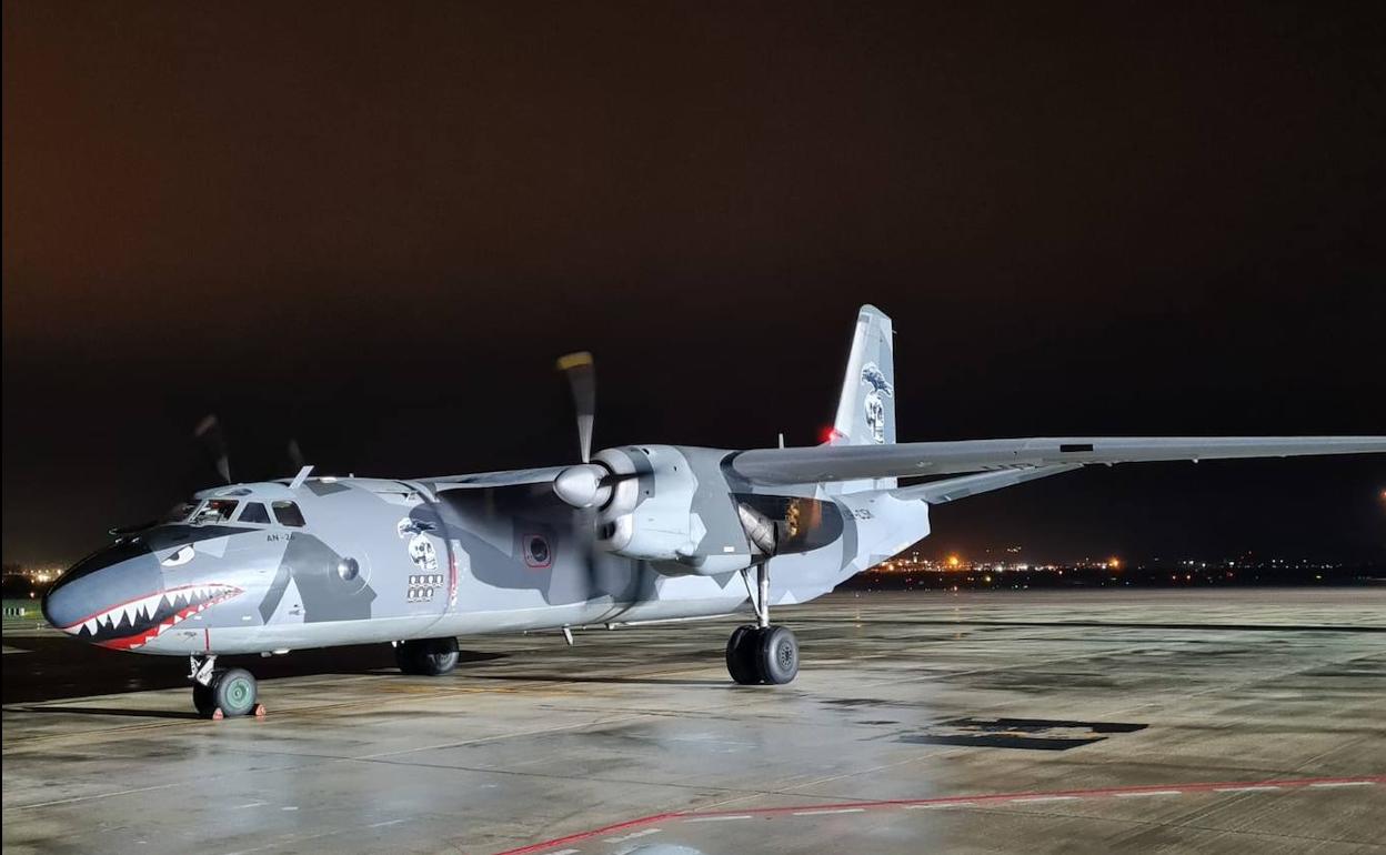 AN-26 “LOS MERCENARIOS 3“ –