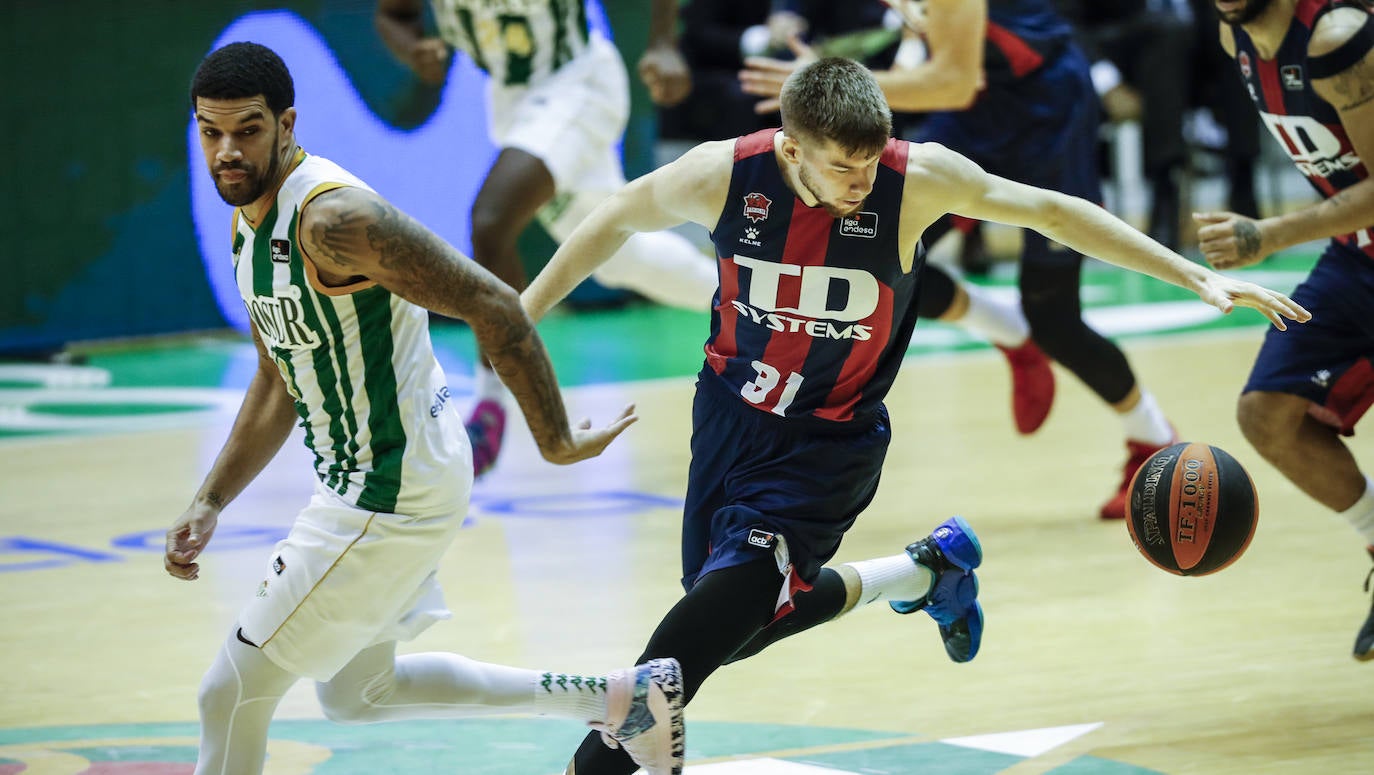 Fotos: Las imágenes del Real Betis-Baskonia