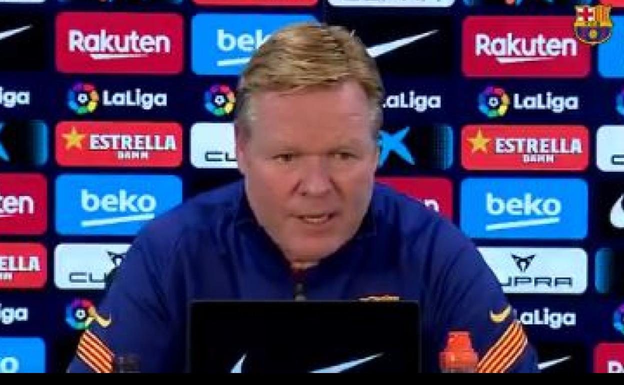 Koeman: «No es verdad que la plantilla quiera cambiar el sistema de juego»