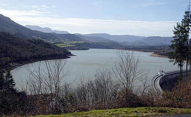 Embalse de Ordunte.