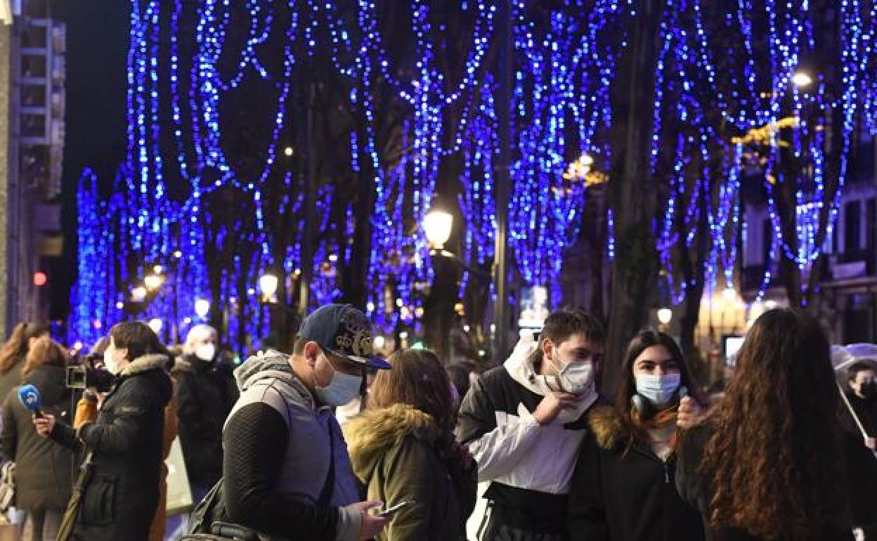 Restricciones Euskadi Navidad coronavirus: El Gobierno vasco descarta de momento endurecer las restricciones para los días de Navidad