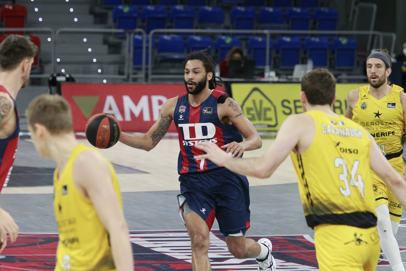 Fotos: El Tenerife-Baskonia, en imágenes