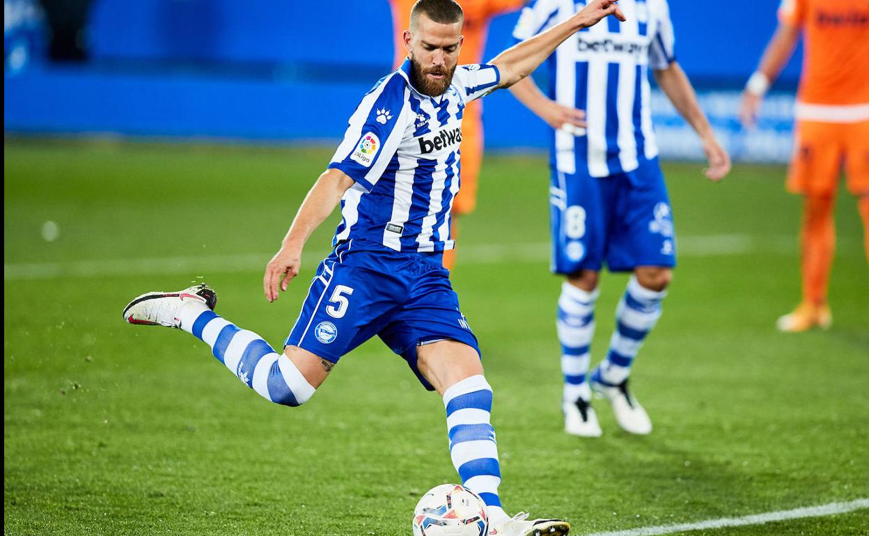 Laguardia entrenó con el grupo y formó parte de la expedición