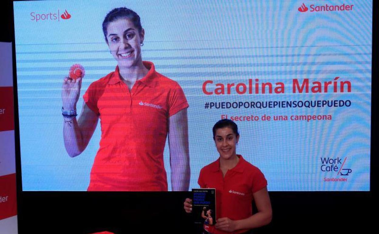 Carolina Marín durante el transcurso de la presentación de su libro, 'Puedo porque pienso que puedo'. 
