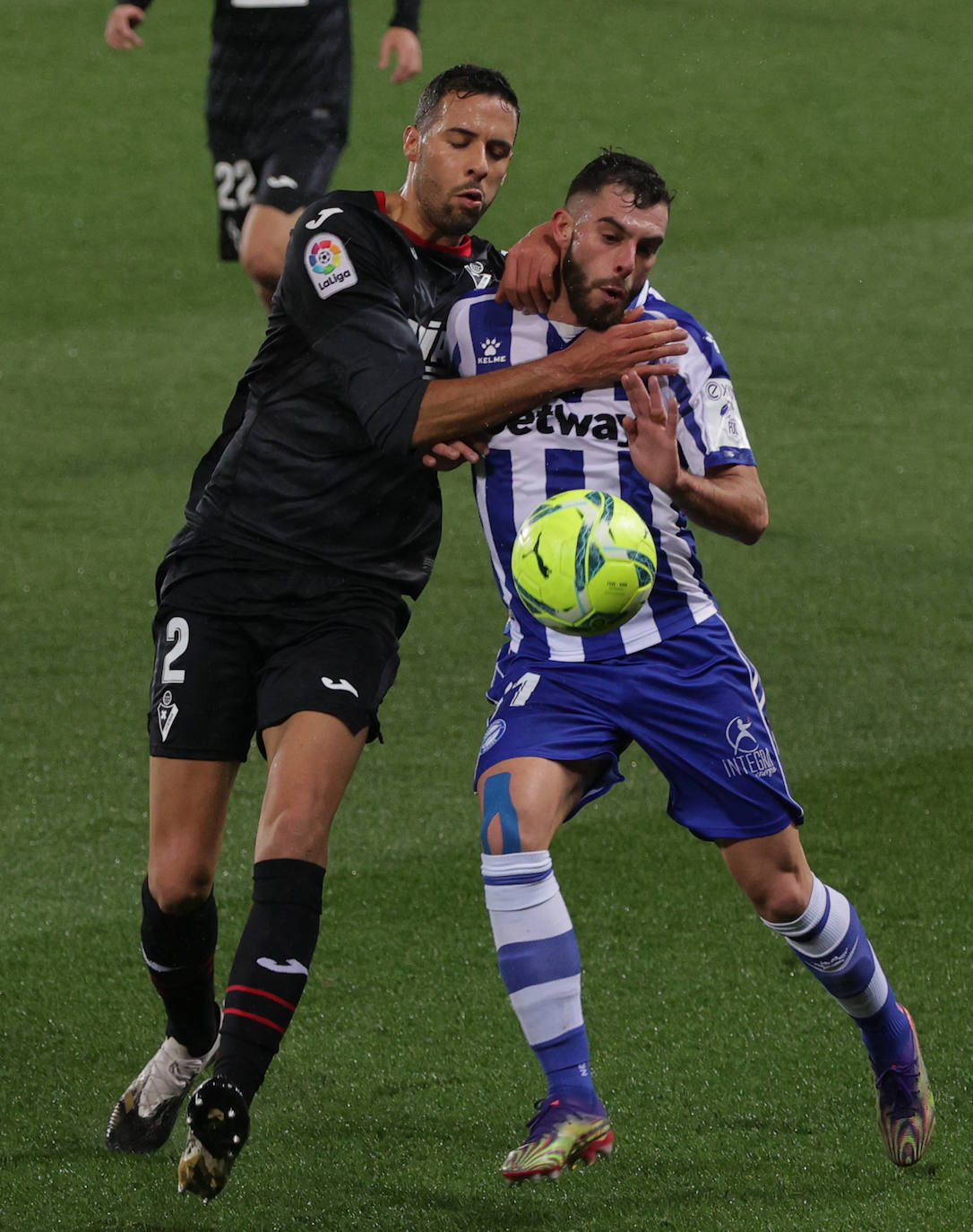 Fotos: Las imágenes del Alavés-Eibar