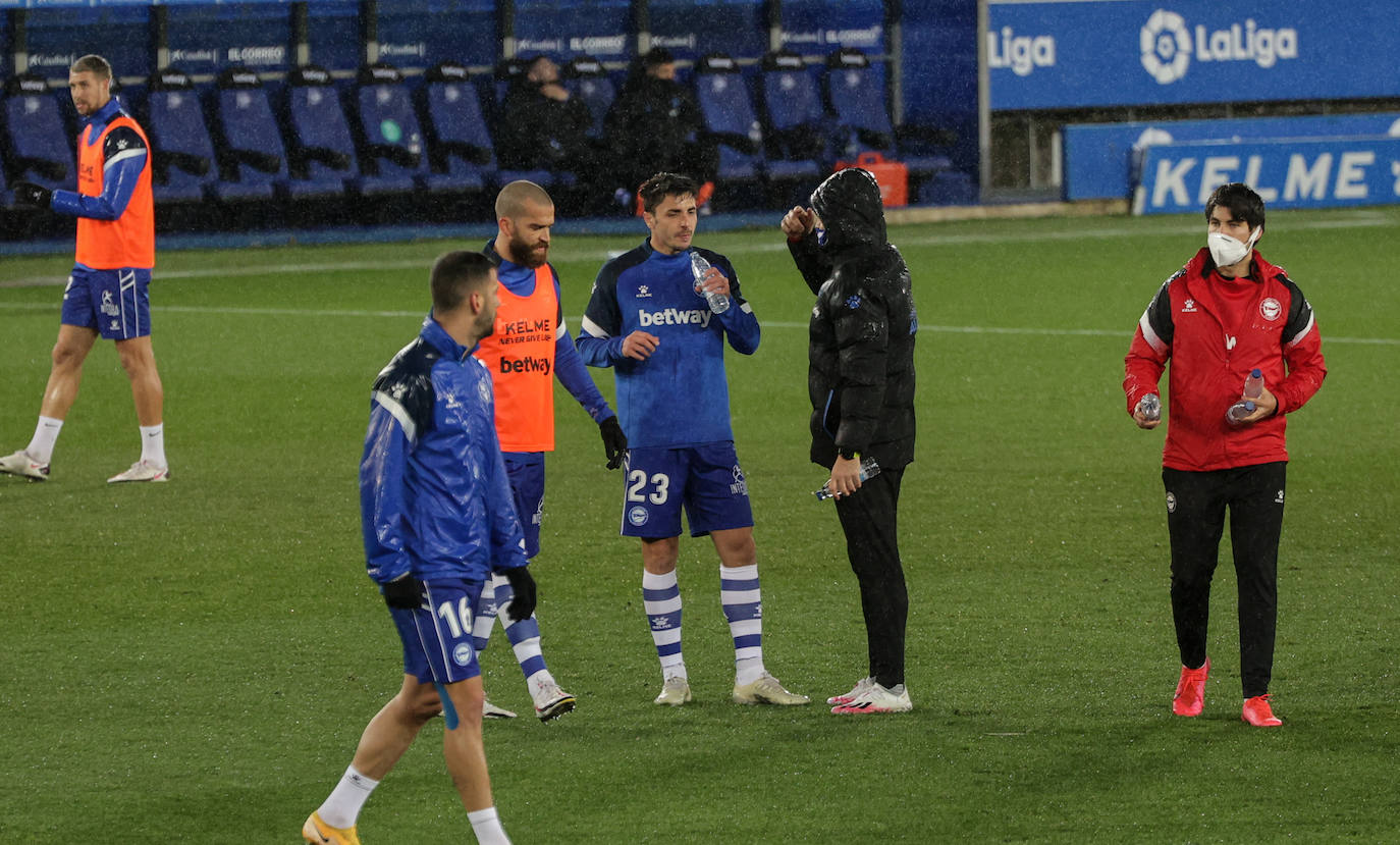 Fotos: Las imágenes del Alavés-Eibar