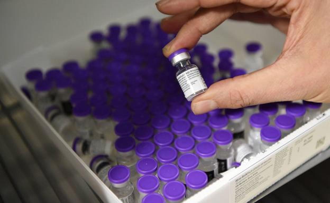 Polémica en Gipuzkoa al negarse una residencia a poner la vacuna de Pfizer a los usuarios