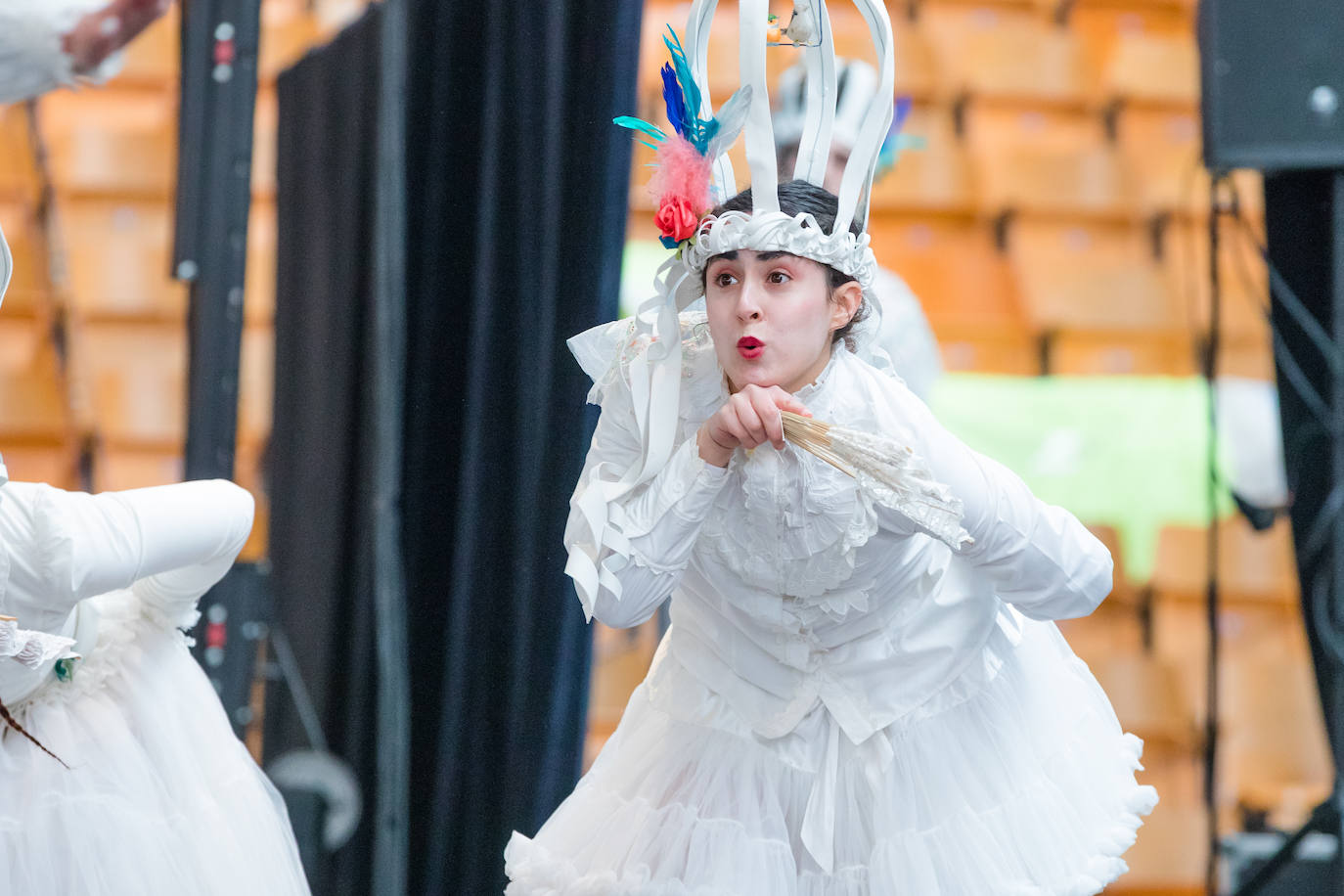 Fotos: Los Reyes Magos ilusionan a los más pequeños en Mendizorroza