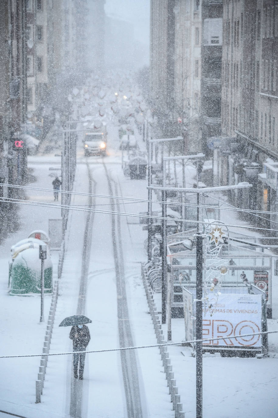 Fotos: La nieve vuelve a cubrir de blanco Álava