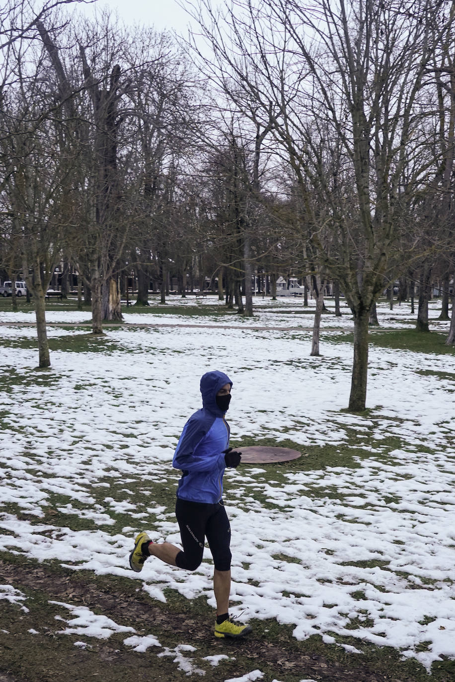 Fotos: Álava se prepara para otra jornada de nieve