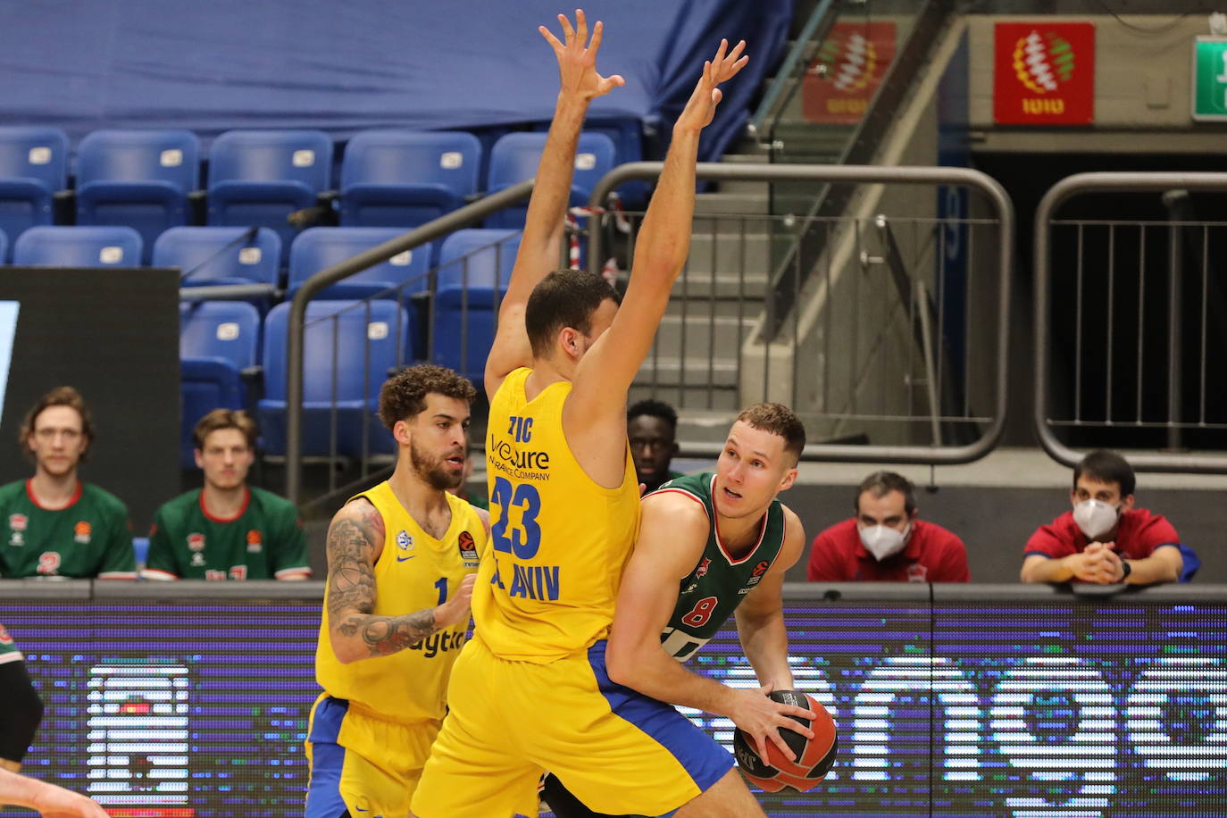 Fotos: Las imágenes del Maccabi-Baskonia