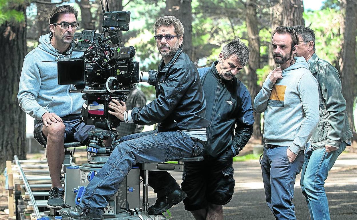 'Baby'.Juanma Bajo Ulloa rueda en el parque de Zabalain en Vitoria. 