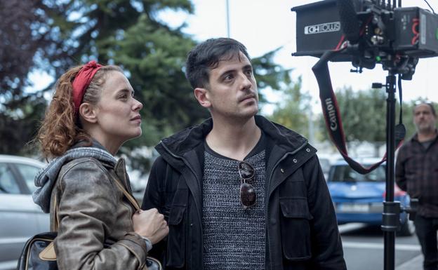 Sañudo, junto a la actriz Patricia López Arnaiz, en el rodaje de su aplaudido debut en la gran pantalla, 'Ane'. 