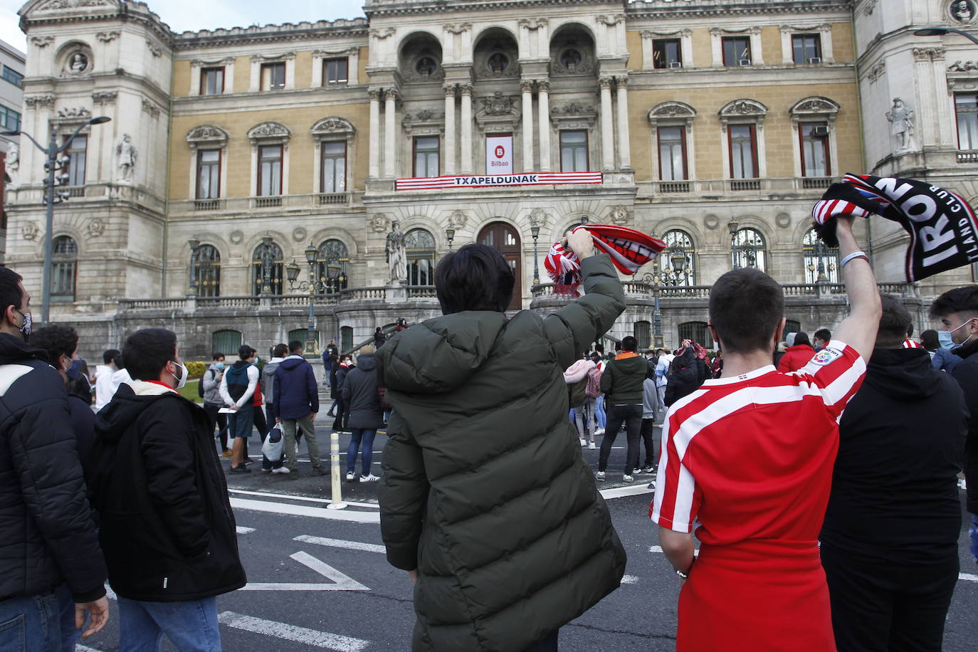 Fotos: Así ha sido el recibimiento de los supercampeones en el Ayuntamiento