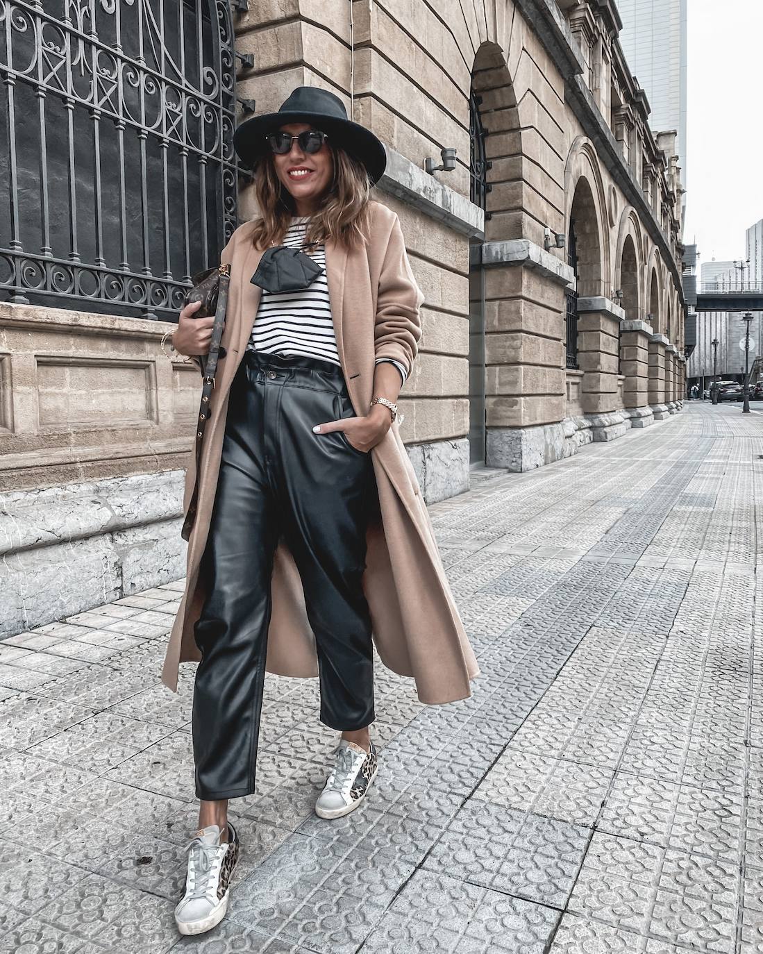 Fotos: Almudena, la diseñadora de joyas referente de estilo en Bilbao con su look todoterreno y sombreros