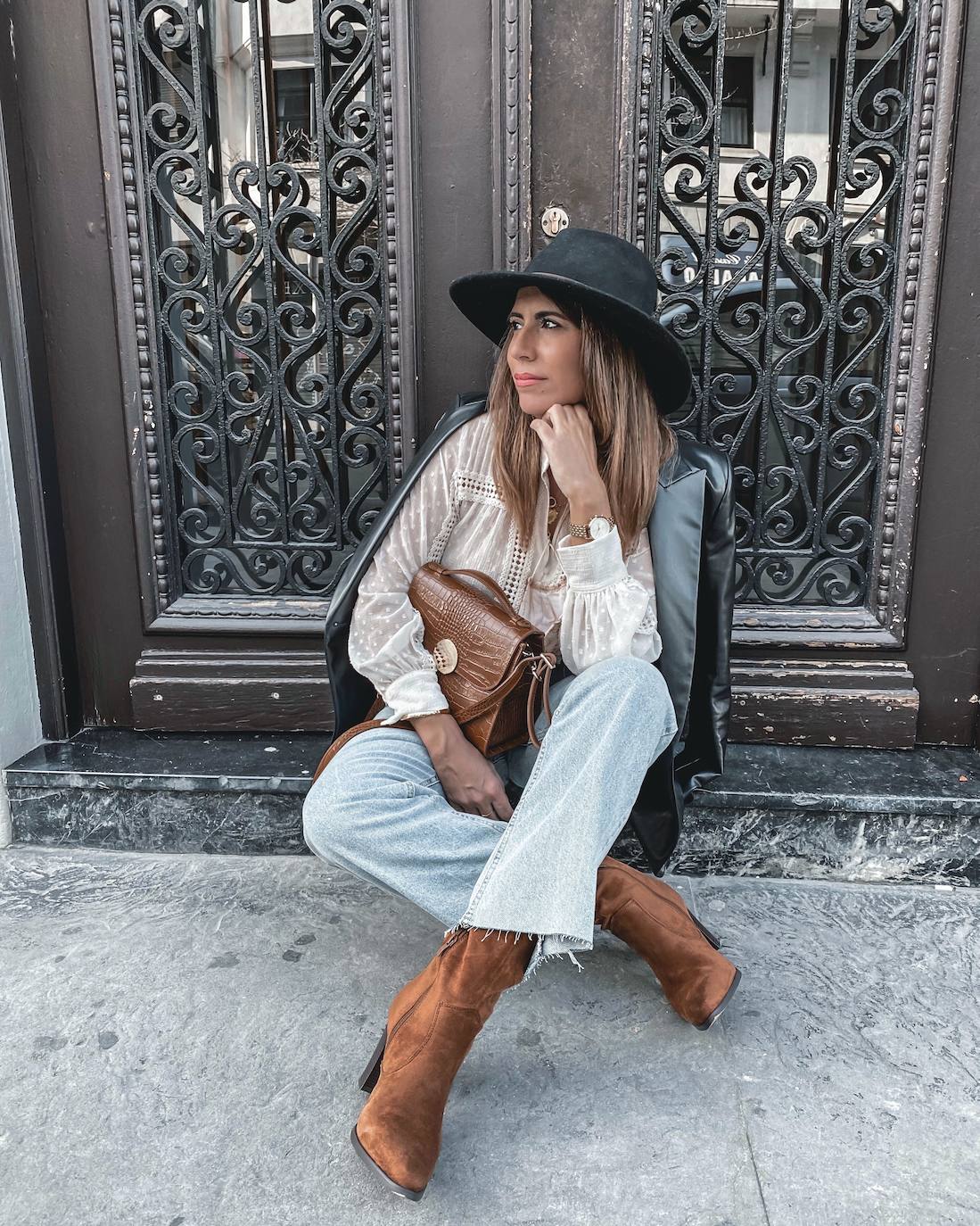 Fotos: Almudena, la diseñadora de joyas referente de estilo en Bilbao con su look todoterreno y sombreros