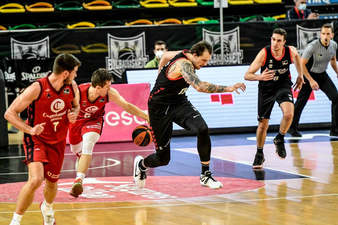 Fotos: Las mejores imágenes de Bilbao Basket-Zaragoza