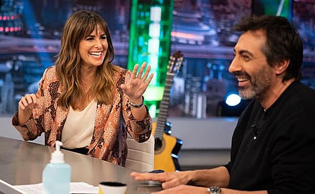 Nuria Roca y su marido, Juan del Val, durante su colaboración este martes en 'El Hormiguero'.